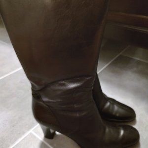 Black leather mid-calf Bandolino boots, size 8.5